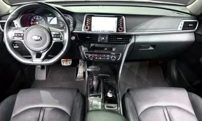 Kia K5 2016, 80269 км, за 6049.97 USD - фото 7