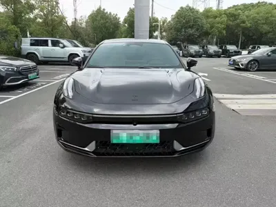 Zeekr 001 2022, 40000 км, за 15567.68 USD