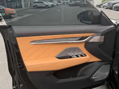Zeekr 001 2022, 40000 км, за 15567.68 USD