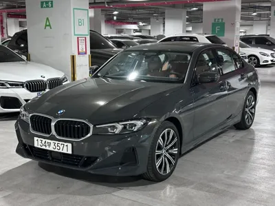 BMW 3-Series · 2025 год
