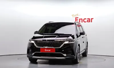 Kia Canival 2023, 80933 км, за 16612.39 USD