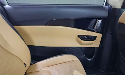 Kia Canival 2023, 80933 км, за 16612.39 USD - фото 25