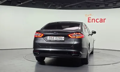 Ford Mondeo 2016, 152359 км, за 3931.99 USD