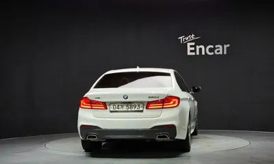 BMW 5-Series 2017, 83752 км, за 18396.93 USD