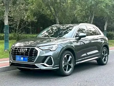 Audi Q3 · 2022 год