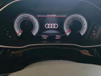 Audi Q3 2022, 51000 км, за 24209.88 USD - фото 10