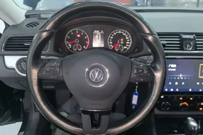 Volkswagen Passat 2015, 146500 км, за 7199 USD - фото 19