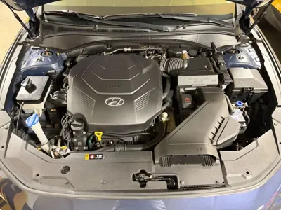 Hyundai Grandeur 2019, 69000 км, за 10831.04 USD