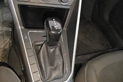 Volkswagen Polo 2023, 84200 км, за 9449 USD - фото 21