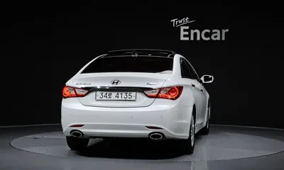 Hyundai Sonata 2010, 140315 км, за 3216.49 USD