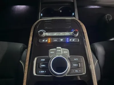 Genesis G90 2021, 60800 км, за 34134.17 USD - фото 11