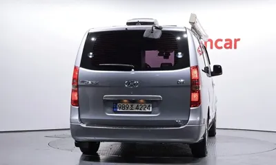 Hyundai Starex 2013, 112900 км, за 5844.11 USD