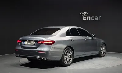 Mercedes-Benz E-Class 2022, 103809 км, за 20737.17 USD