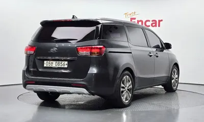 Kia Canival 2016, 162796 км, за 3902.28 USD