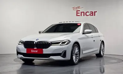 BMW 5-Series · 2021 год