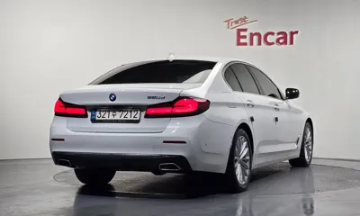 BMW 5-Series 2021, 42324 км, за 23719.85 USD