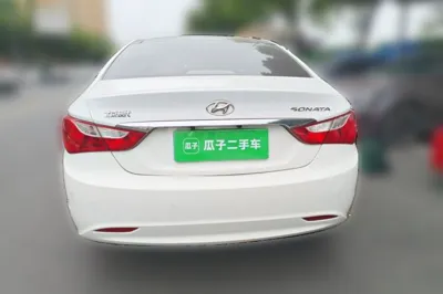 Hyundai Sonata 2014, 139400 км, за 3694 USD