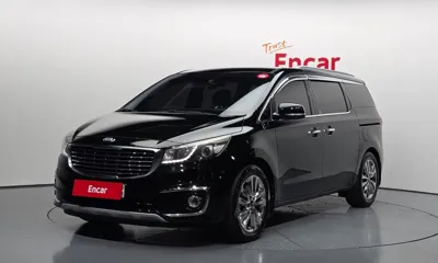 Kia Canival · 2015 год