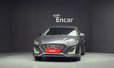 Hyundai Sonata 2018, 103530 км, за 4620.57 USD