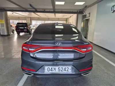 Hyundai Grandeur 2018, 88630 км, за 11166.17 USD