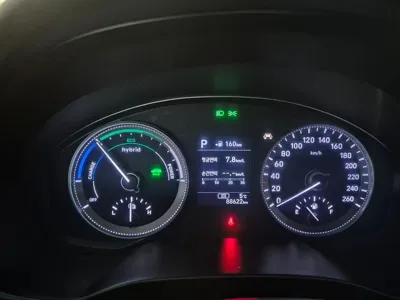 Hyundai Grandeur 2018, 88630 км, за 11166.17 USD - фото 8