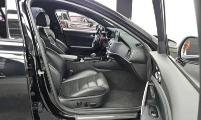 Kia Stinger 2018, 109957 км, за 9562.85 USD - фото 11