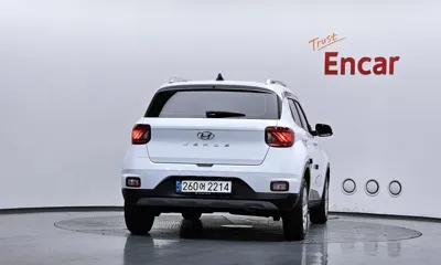 Hyundai Venue 2022, 28489 км, за 10097.73 USD