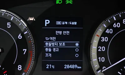 Hyundai Venue 2022, 28489 км, за 10097.73 USD - фото 8