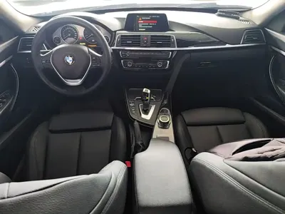 BMW 3 Series GT 2018, 123300 км, за 12232.51 USD - фото 10