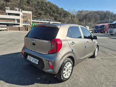 Kia Morning 2018, 22756 км, за 6110.64 USD