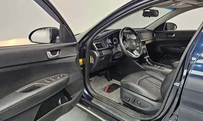 Kia K5 2019, 58388 км, за 8730.47 USD - фото 10