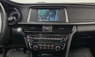 Kia K5 2019, 58388 км, за 8730.47 USD - фото 13