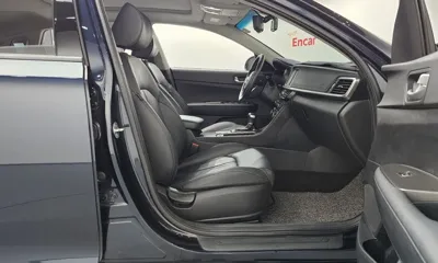 Kia K5 2019, 58388 км, за 8730.47 USD - фото 26