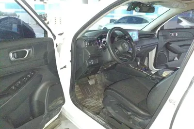 Honda Vezel 2023, 19800 км, за 16446 USD - фото 13