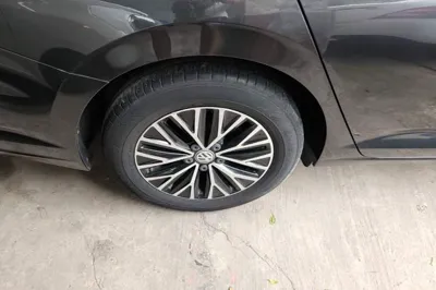 Volkswagen Sagitar 2020, 84500 км, за 10603 USD - фото 11