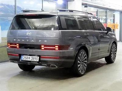 Hyundai Santafe 2024, 9516 км, за 25635.94 USD
