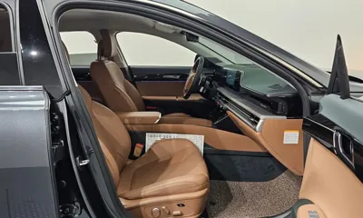 Hyundai Grandeur 2024, 25576 км, за 27456.64 USD - фото 10