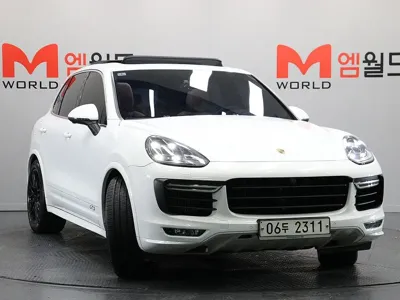 Porsche Cayenne 2018, 78571 км, за 28179.18 USD
