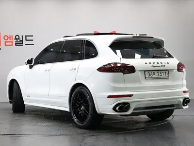 Porsche Cayenne 2018, 78571 км, за 28179.18 USD