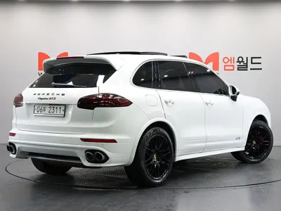 Porsche Cayenne 2018, 78571 км, за 28179.18 USD