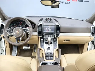 Porsche Cayenne 2018, 78571 км, за 28179.18 USD - фото 13