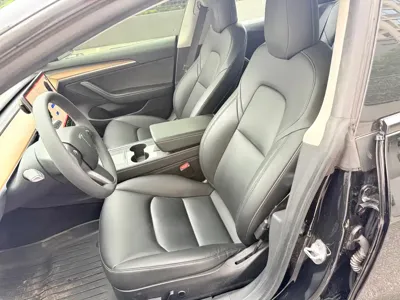 Tesla Model 3 2022, 93000 км, за 19714.43 USD - фото 8