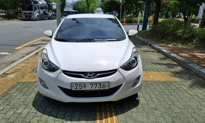 Hyundai Avante · 2013 год