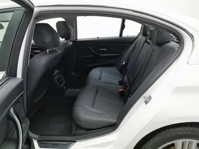 BMW 3 Series 2017, 45199 км, за 10417.69 USD - фото 15