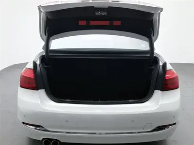 BMW 3 Series 2017, 45199 км, за 10417.69 USD - фото 16