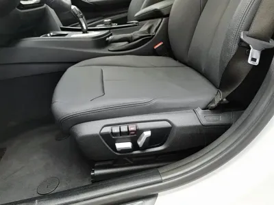 BMW 3 Series 2017, 45199 км, за 10417.69 USD - фото 20
