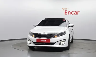 Kia K5 2014, 163189 км, за 3371.23 USD
