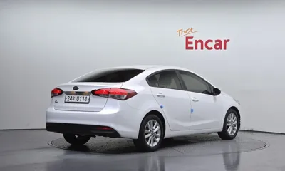 Kia K3 2017, 144389 км, за 4561.08 USD