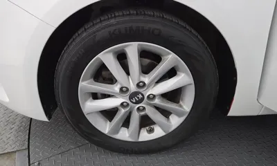 Kia K3 2017, 144389 км, за 4561.08 USD