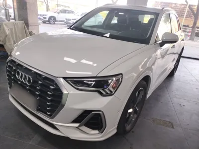 Audi Q3 · 2021 год